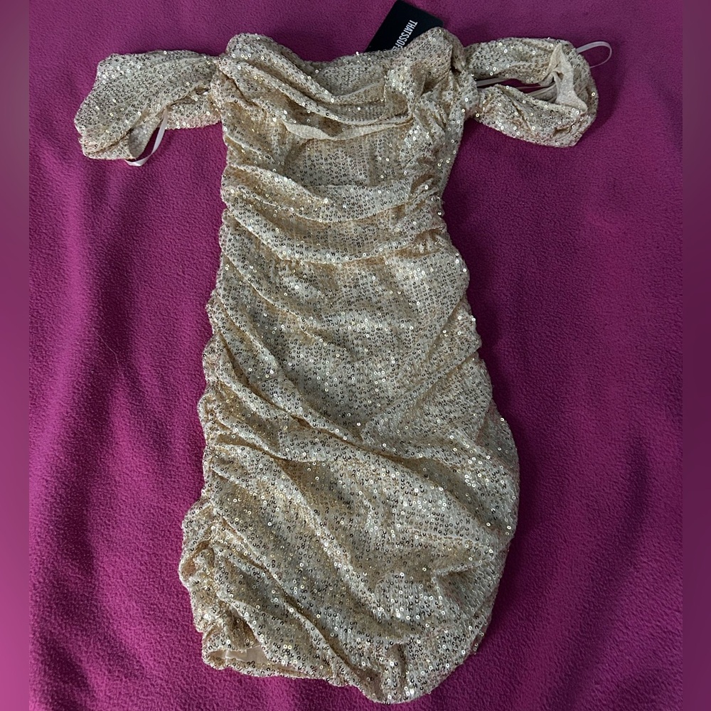 Elegant Gold Sequin Mini Dress